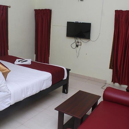 Skyry Hotels T Nagar Ченнаї Екстер'єр фото