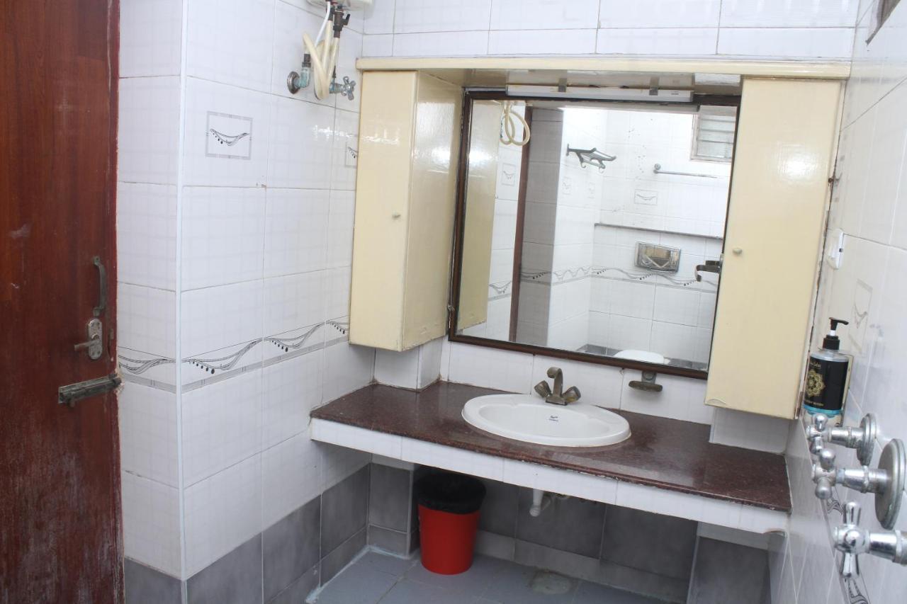 Skyry Hotels T Nagar Ченнаї Екстер'єр фото