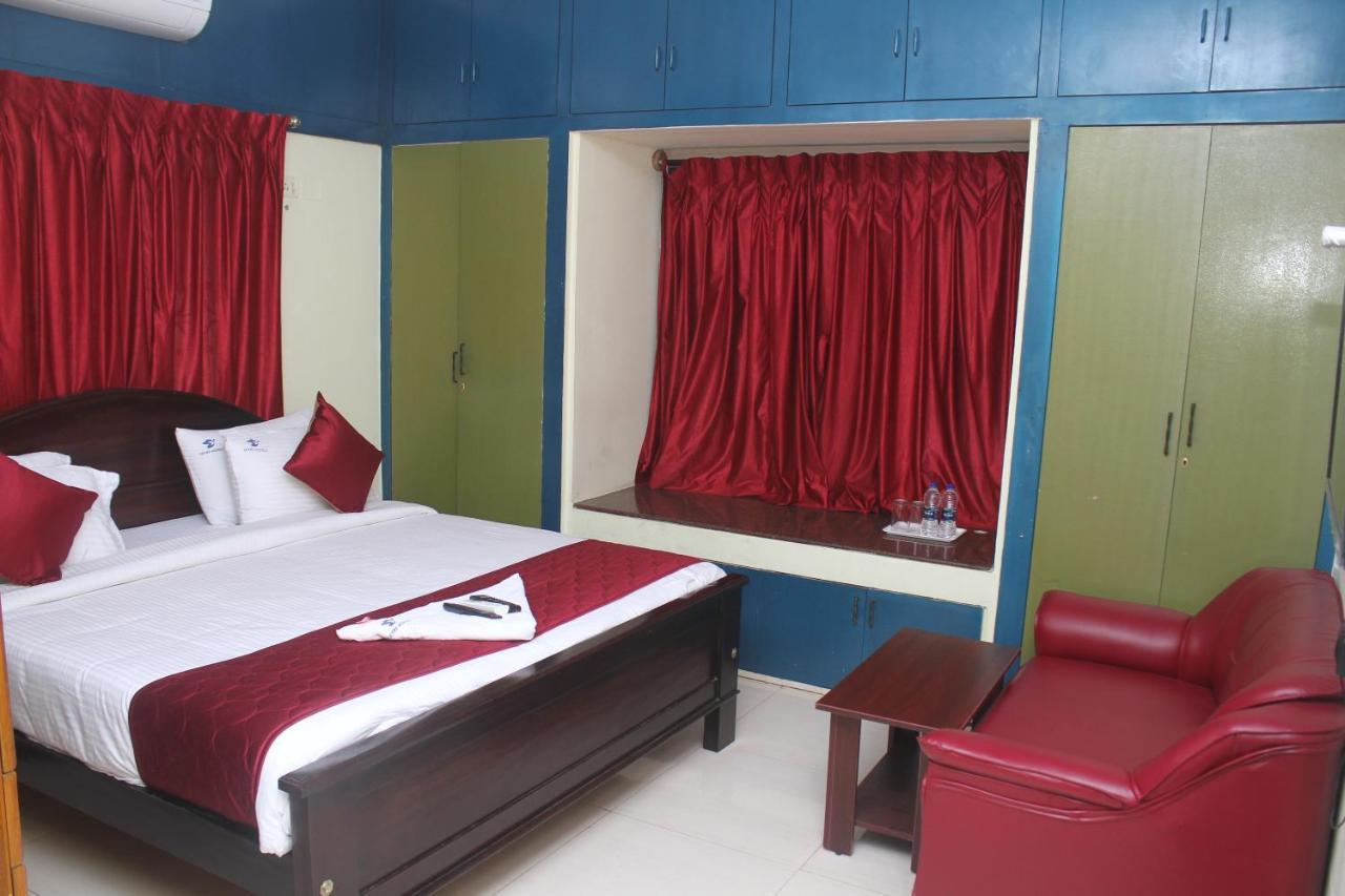 Skyry Hotels T Nagar Ченнаї Екстер'єр фото