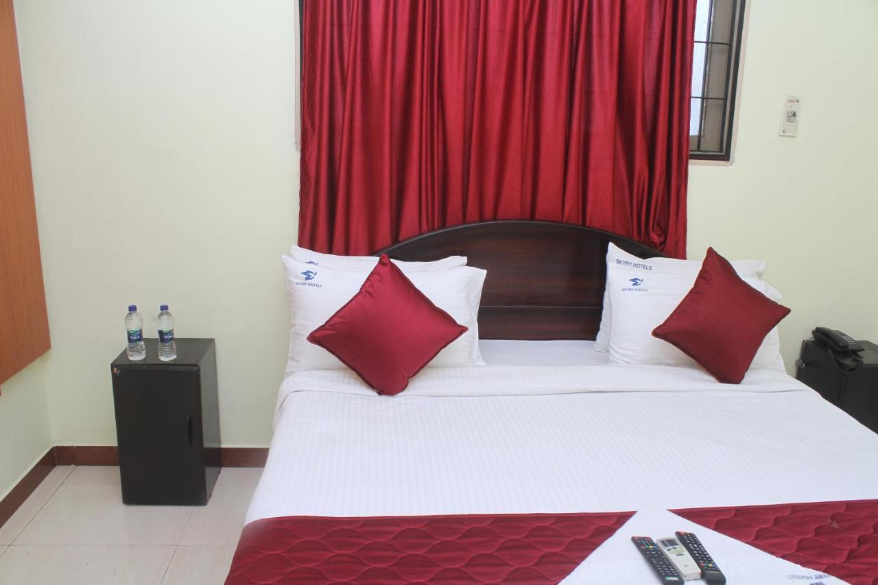 Skyry Hotels T Nagar Ченнаї Екстер'єр фото