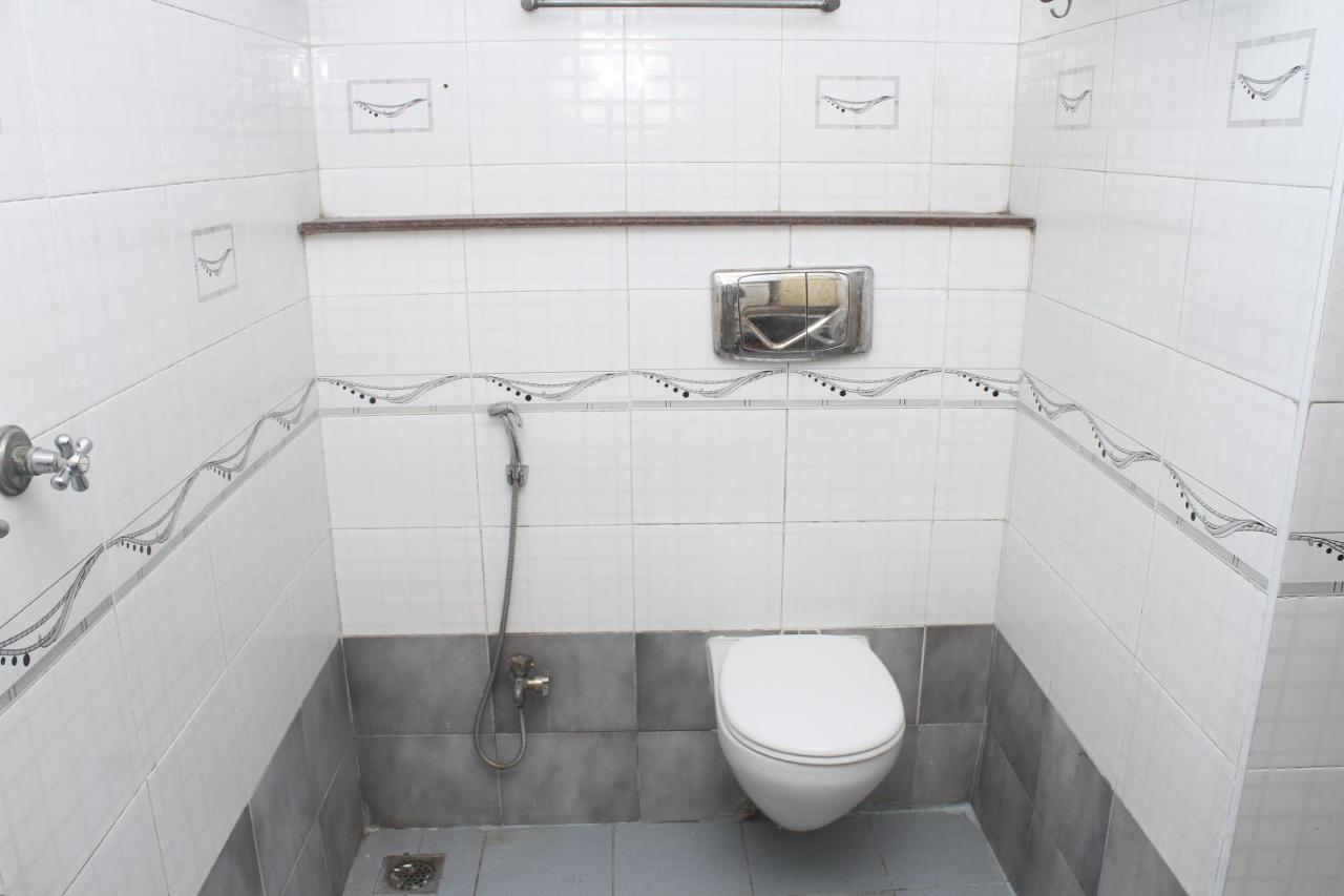 Skyry Hotels T Nagar Ченнаї Екстер'єр фото